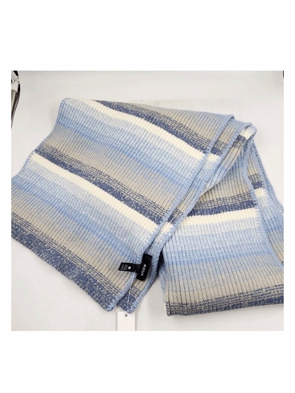 AQUA Ombre Jacquard Hooded Scarf Women's One Size Blue Multi - Picture 2 of 3